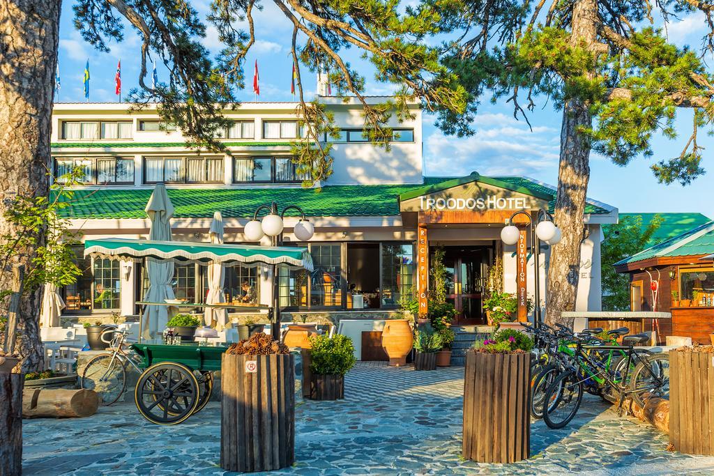 Troodos Hotel & Spa Ngoại thất bức ảnh